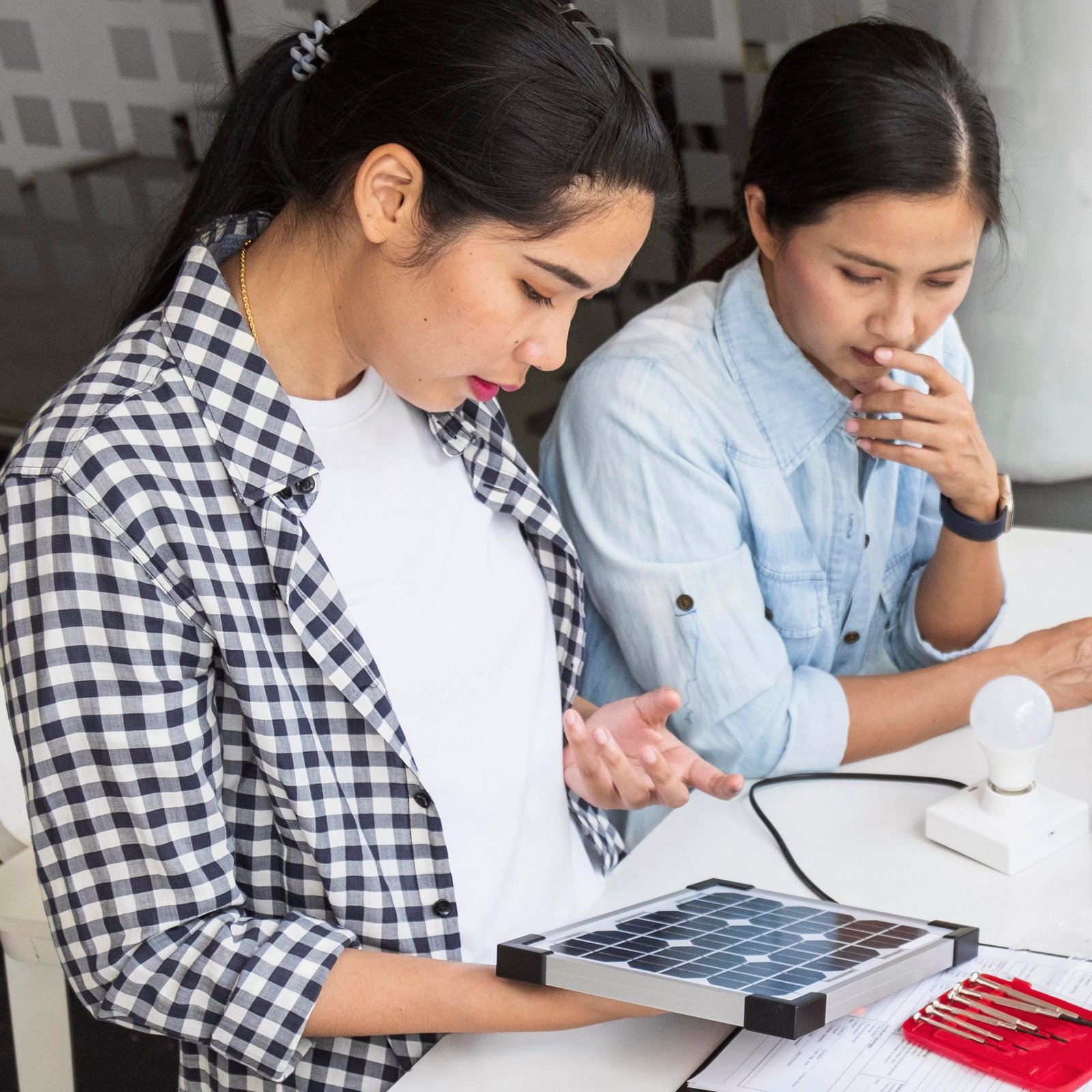 The Ten Most Common Mistakes When Buying Solar Kits for Home or Office